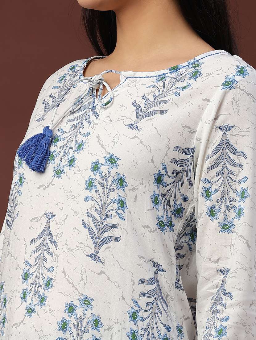 women floral printed three quarter sleeve straight kurta - 22257603 -  Standard Image - 5