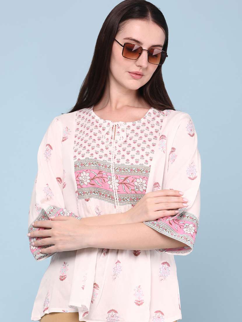 women printed three quarter sleeves a-line top