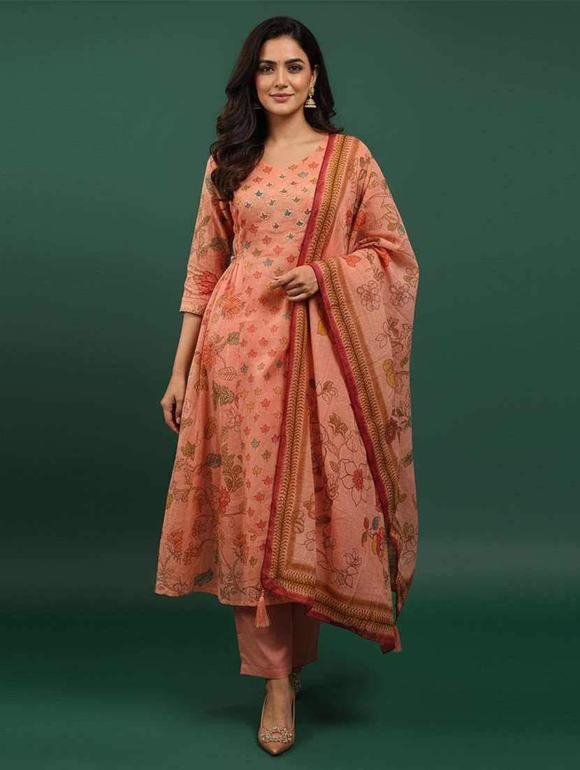 women floral three quarter sleeve kurta pant with dupatta set
