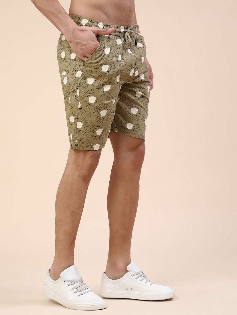 men printed mid rise regular fit shorts - 22259031 -  Standard Image - 3