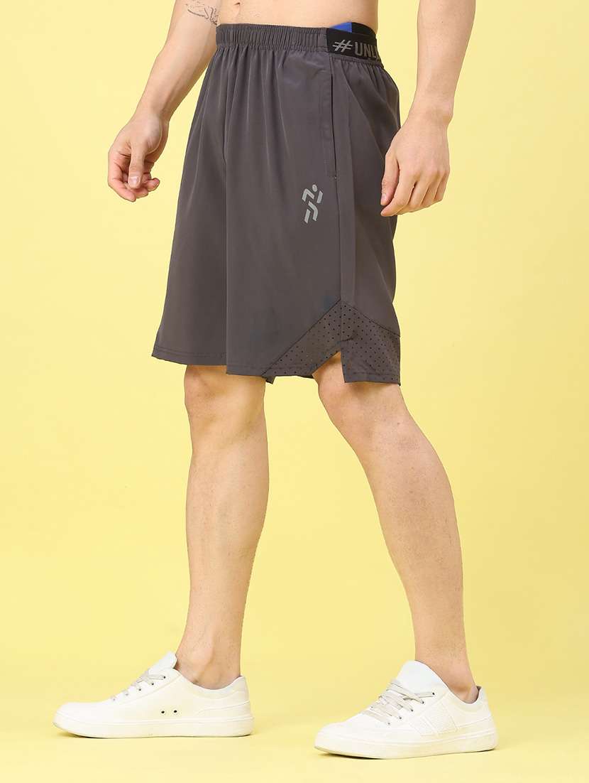 men solid mid rise relaxed fit shorts - 22259195 -  Standard Image - 3
