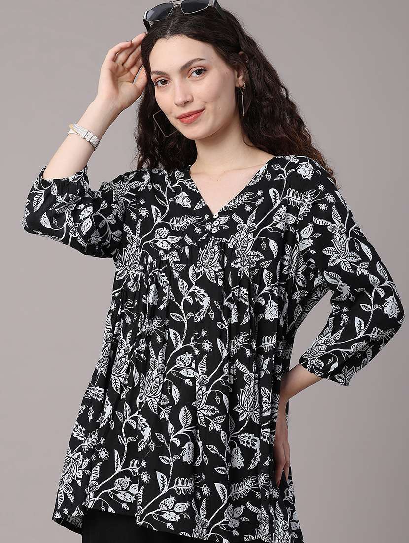 women printed three quarter sleeves flared tunic