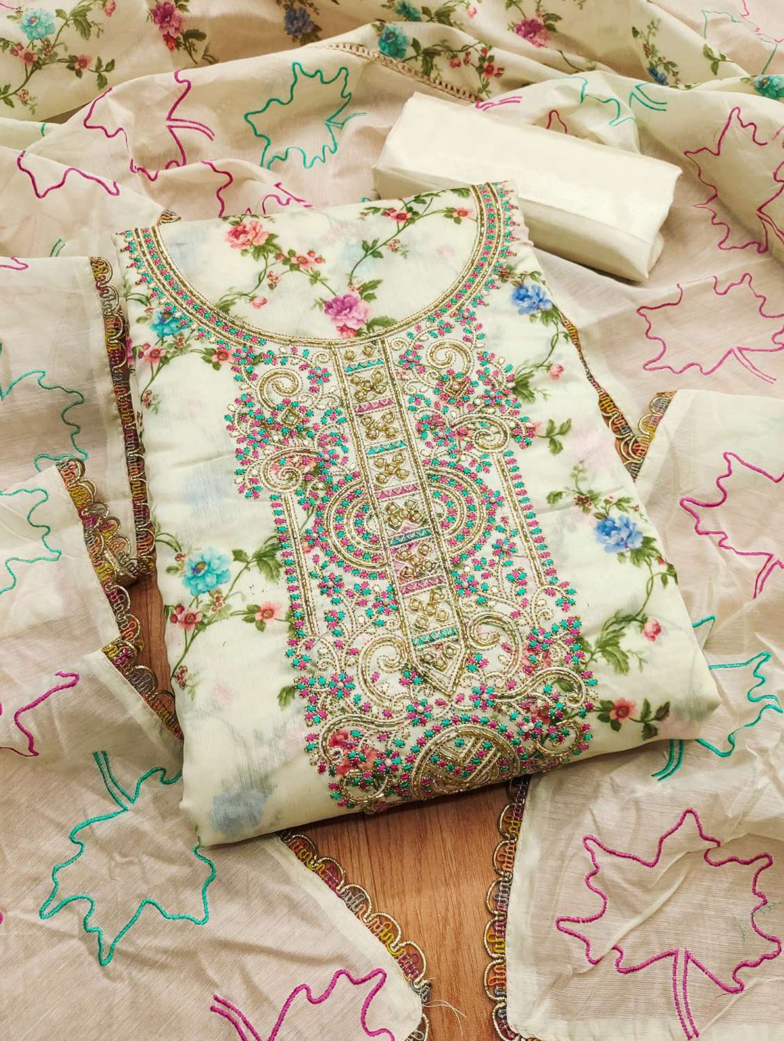 women floral embroidered unstitched suit set