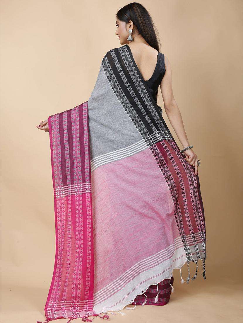 women solid with bordered handloom saree - 22260803 -  Standard Image - 3