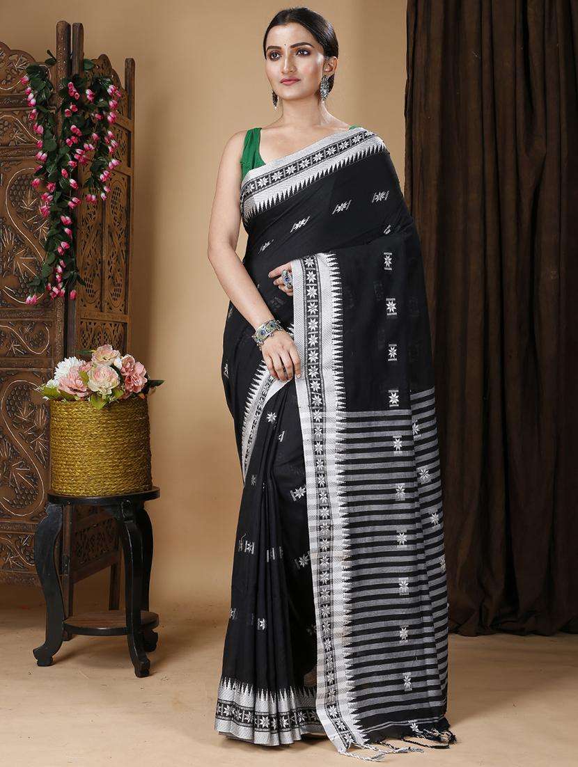 women self design handloom saree