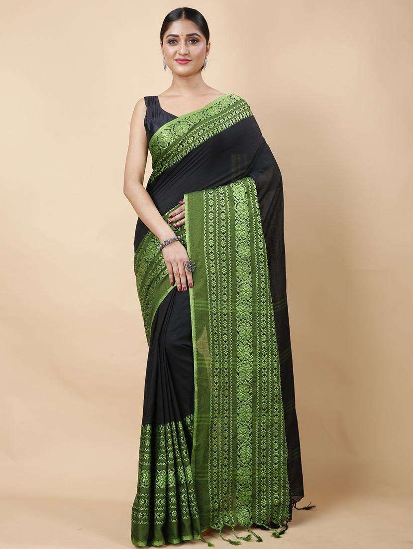 women self design handloom saree