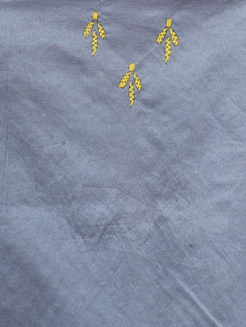 women solid with work handloom saree - 22261311 -  Standard Image - 3