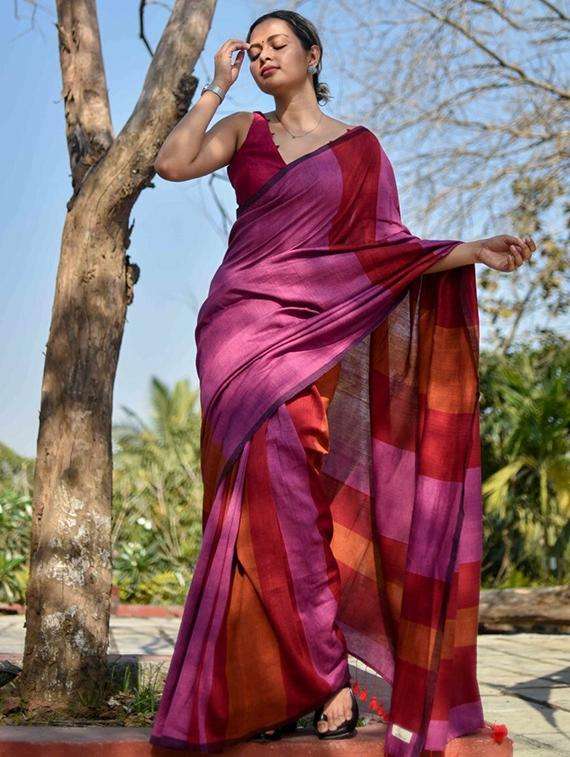 women color block handloom saree