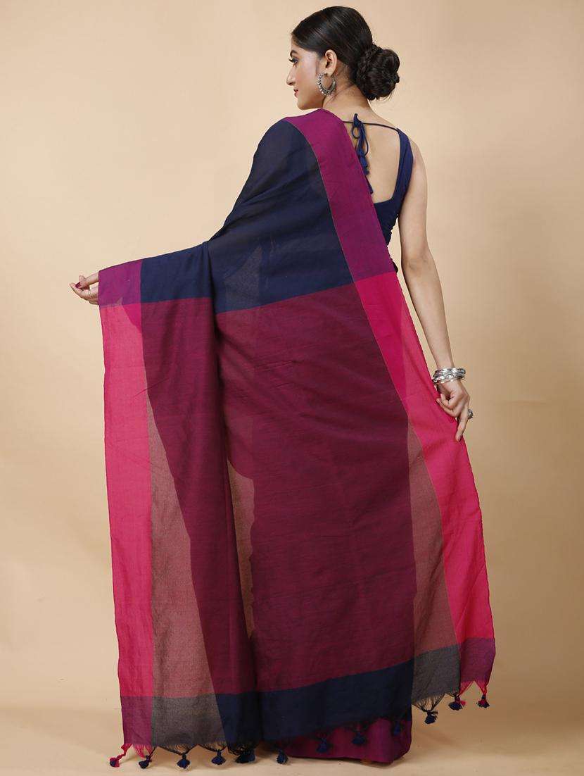 women solid with bordered handloom saree - 22261544 -  Standard Image - 3