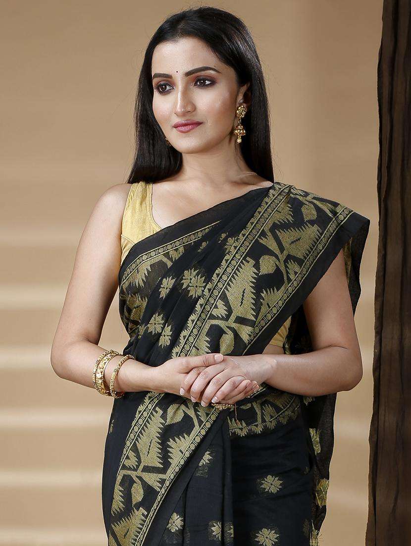 women self design handloom saree with blouse - 22261692 -  Standard Image - 3