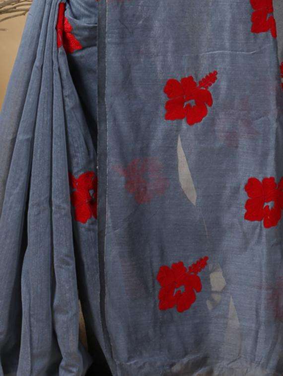 women solid with work embroidered saree - 22261700 -  Standard Image - 3