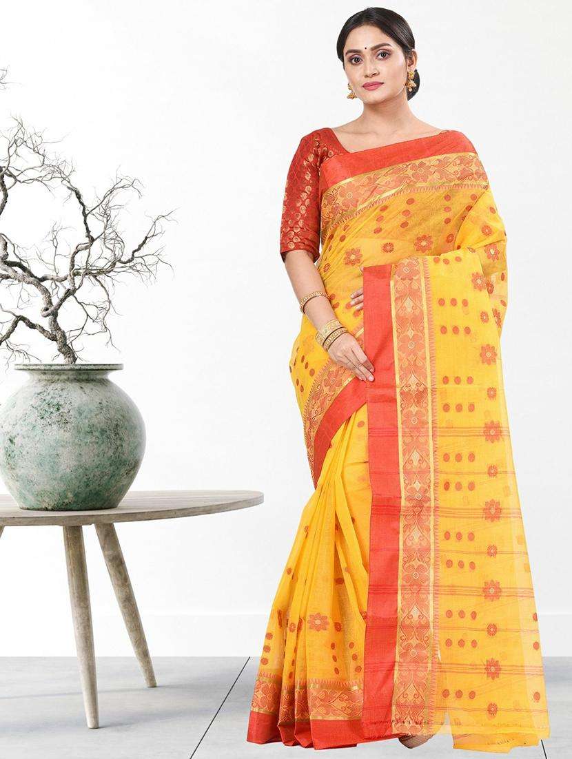 women self design handloom saree