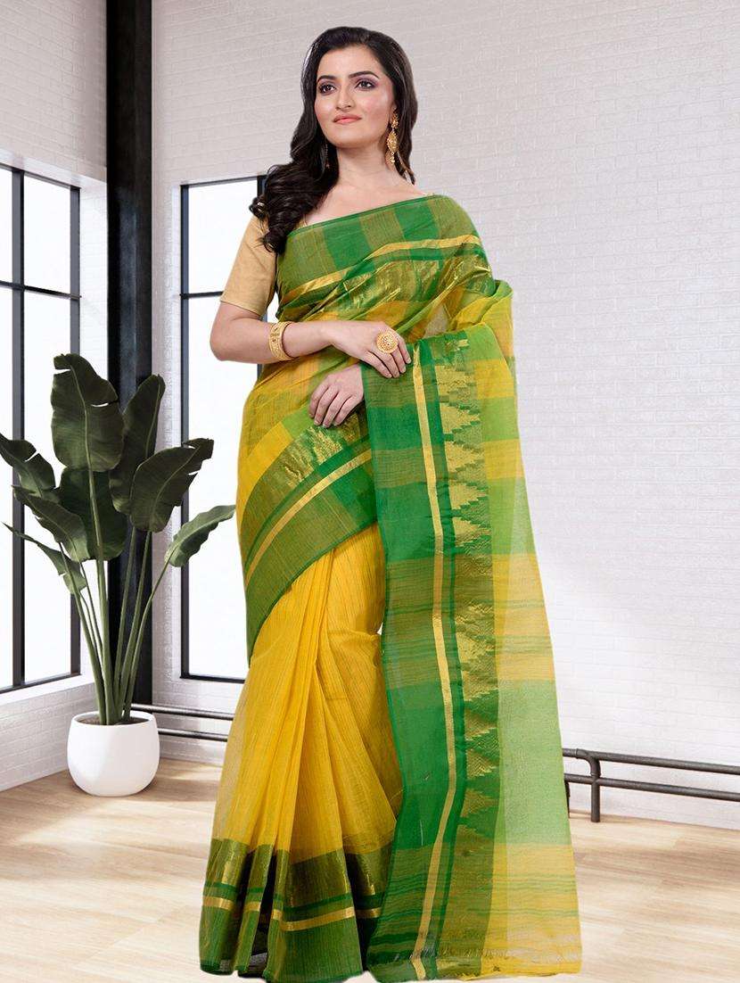 women self design handloom saree with blouse