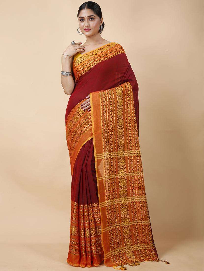 women solid with bordered handloom saree with blouse