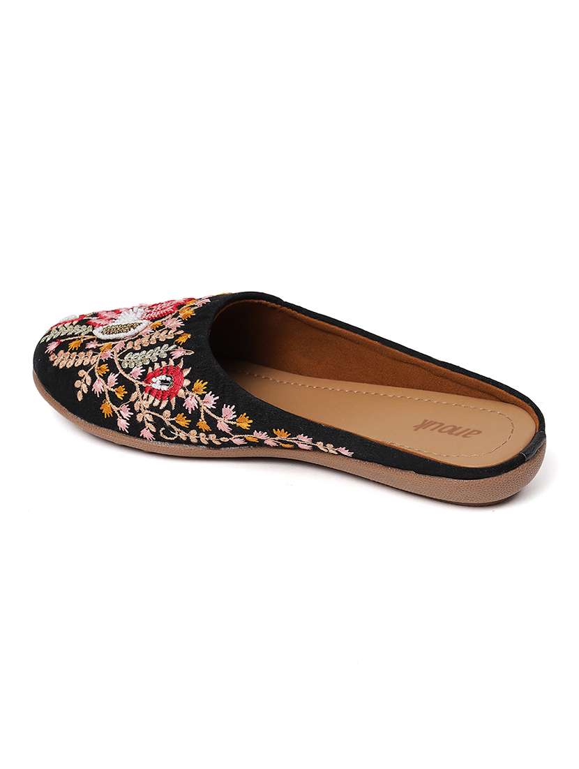 women embroidered flat mules - 22263425 -  Standard Image - 3