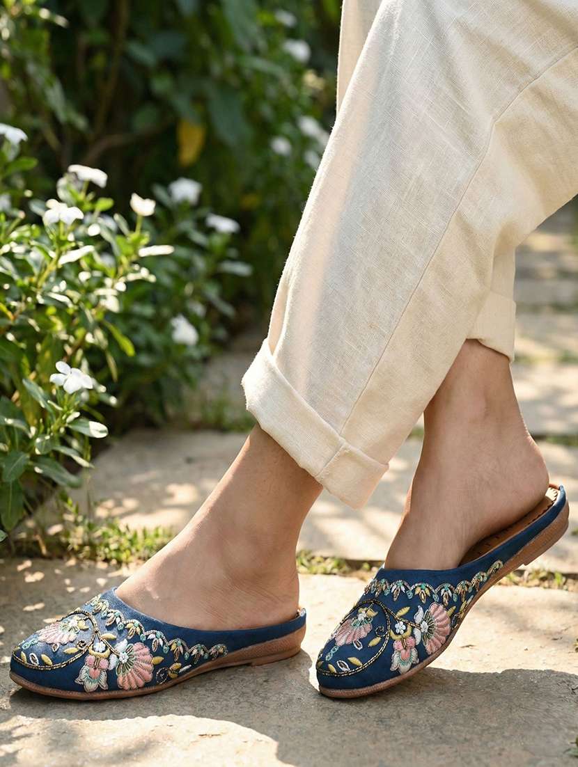 women embroidered flat mules - 22263428 -  Standard Image - 3