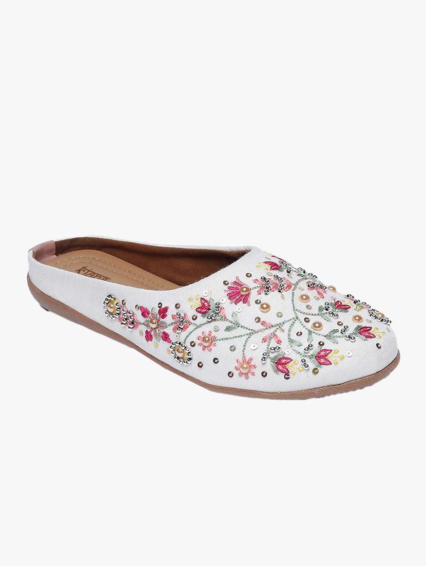 women embroidered flat mules