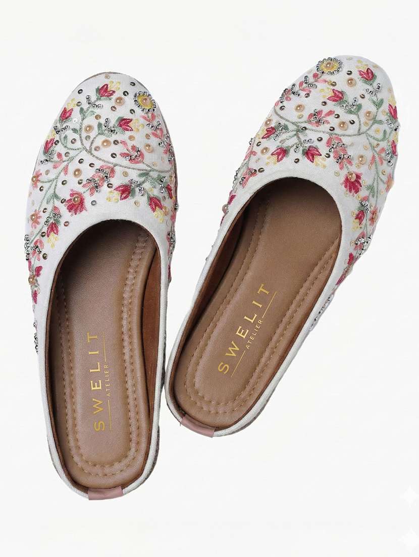 women embroidered flat mules