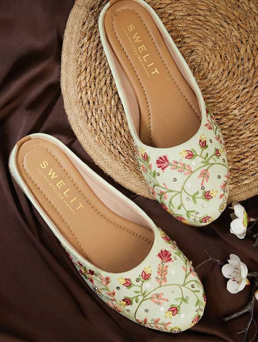 women embroidered flat mules