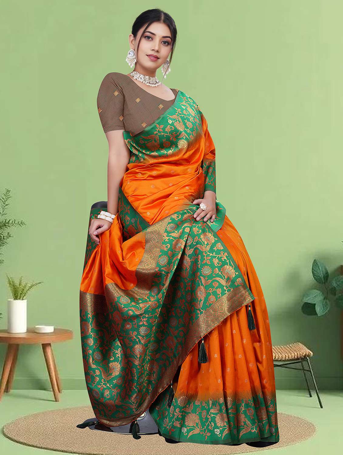 women self design banarasi saree with blouse