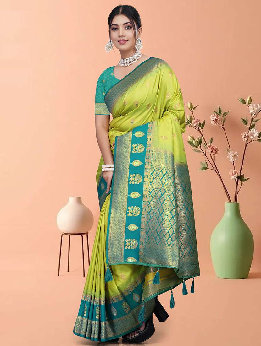 women self design banarasi saree with blouse