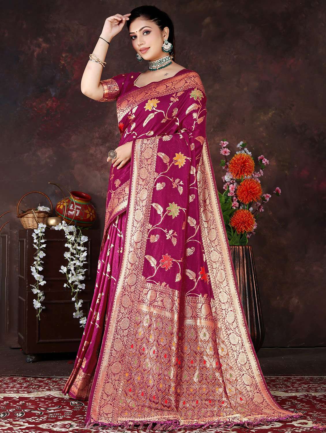 women self design kanjivaram saree with blouse