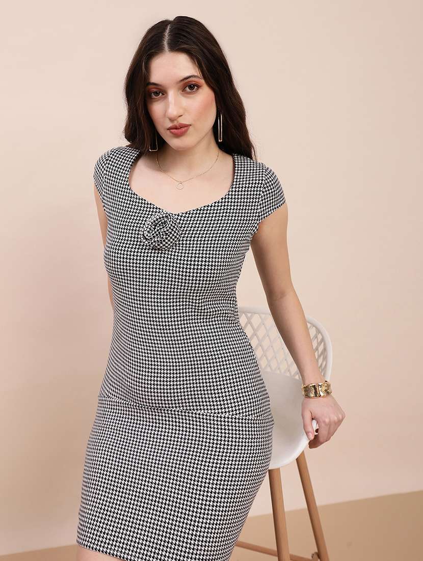 globus wome black houndstooth print sweetheart neck cap sleeves mini party bodycon dress