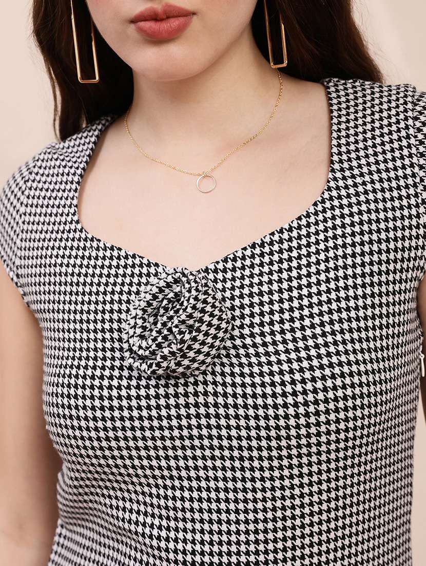 globus wome black houndstooth print sweetheart neck cap sleeves mini party bodycon dress - 22263519 -  Standard Image - 5