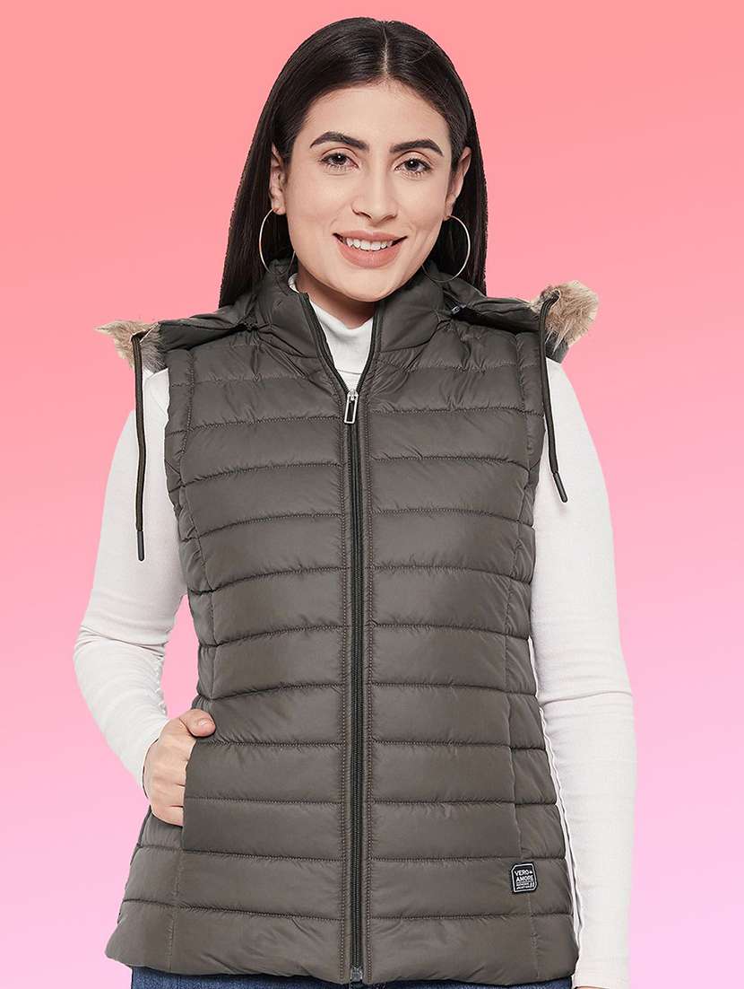 girls sleeveless hooded quilted jacket