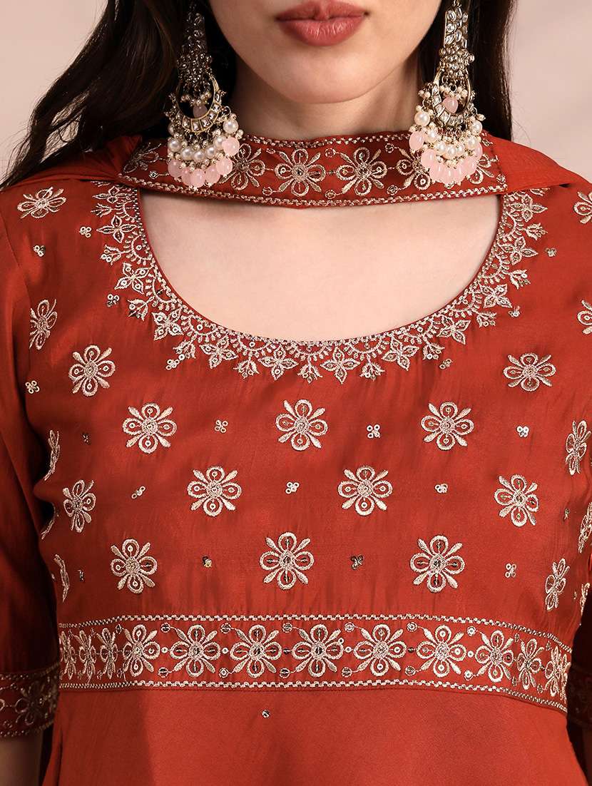 women solid with work short sleeve kurta sharara with dupatta set - 22263864 -  Standard Image - 5