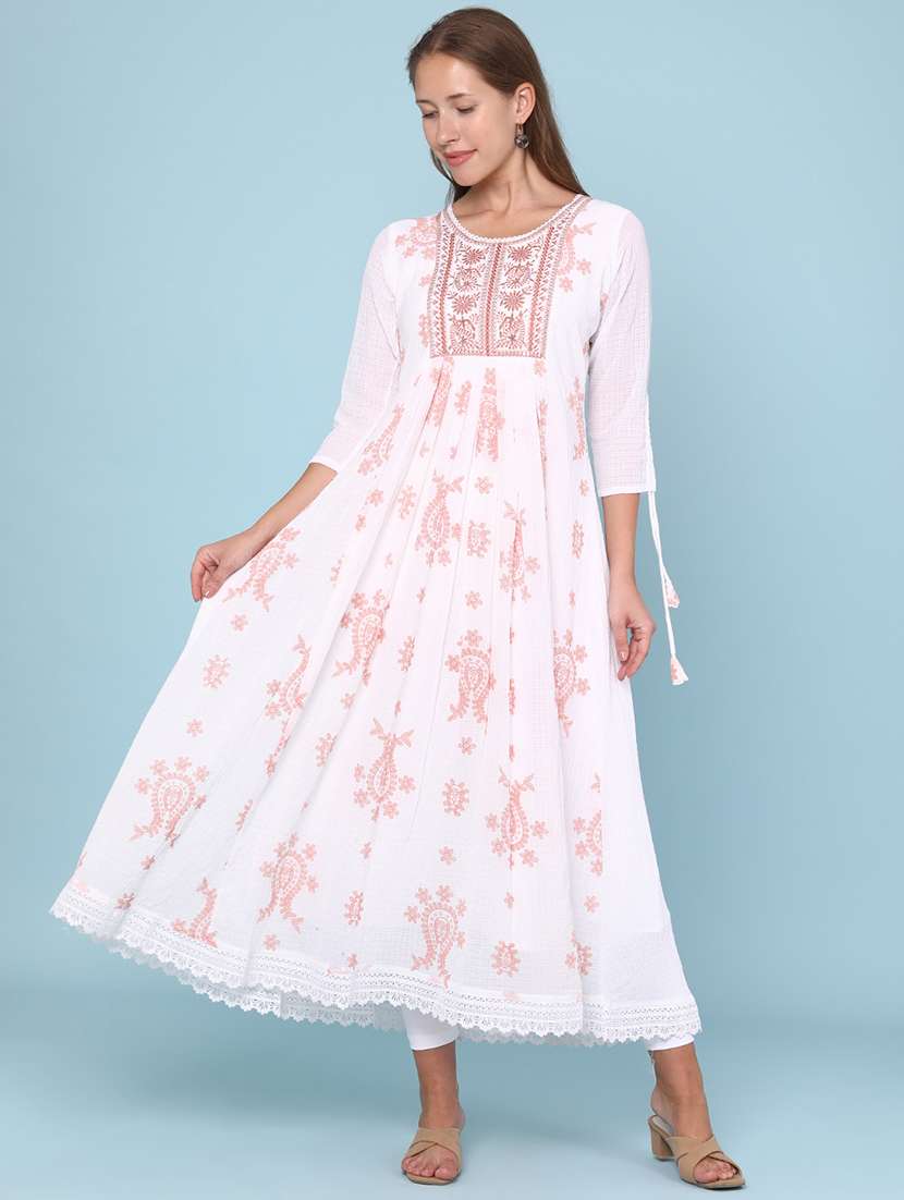 women printed three quarter sleeve flared kurta