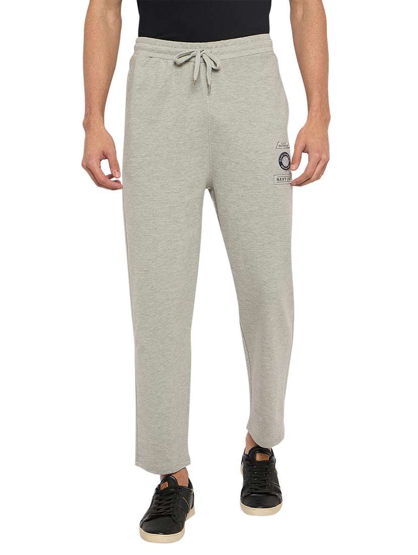 men solid mid rise regular fit track pant