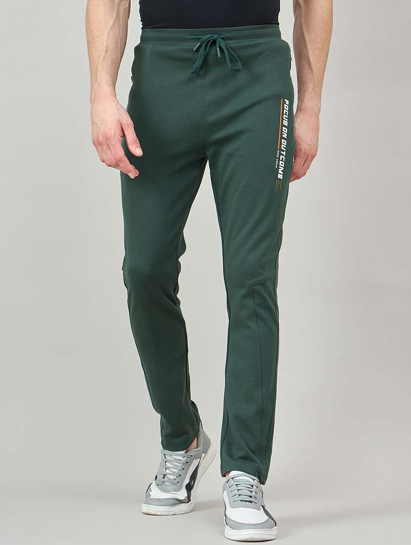 men solid mid rise regular fit track pant