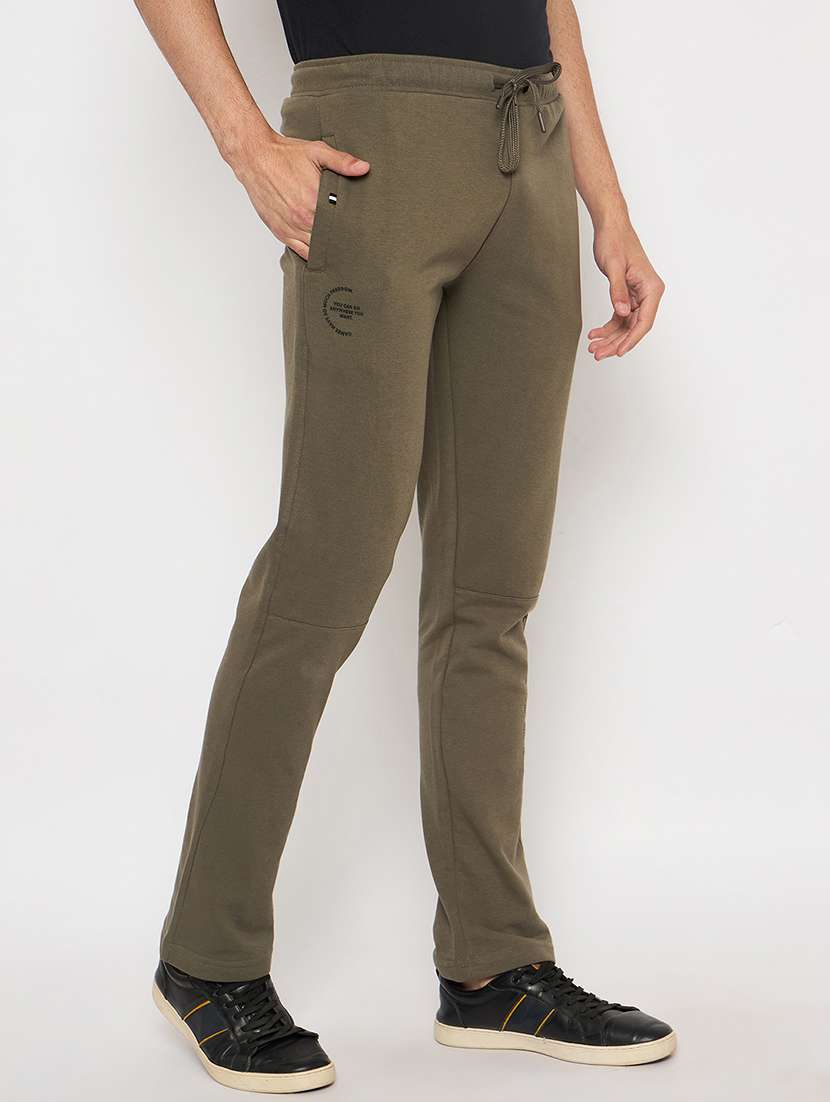 men solid mid rise regular fit track pant