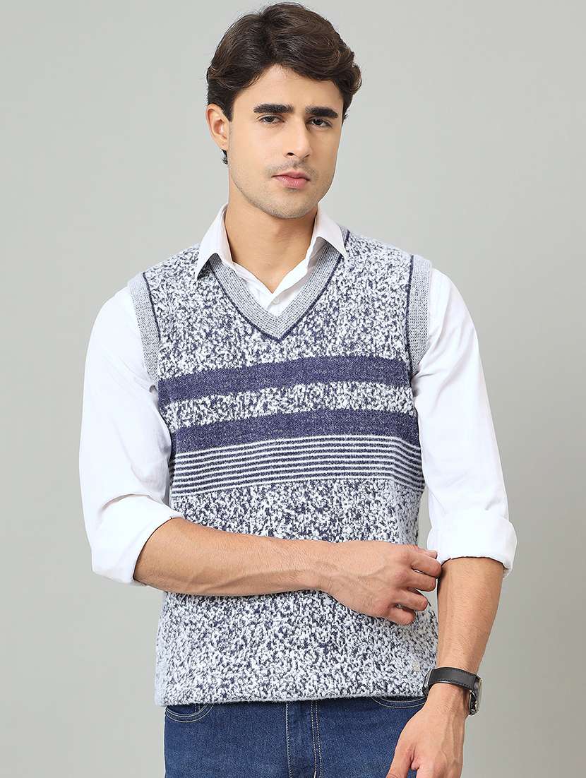 men self designed sleeveless pullover