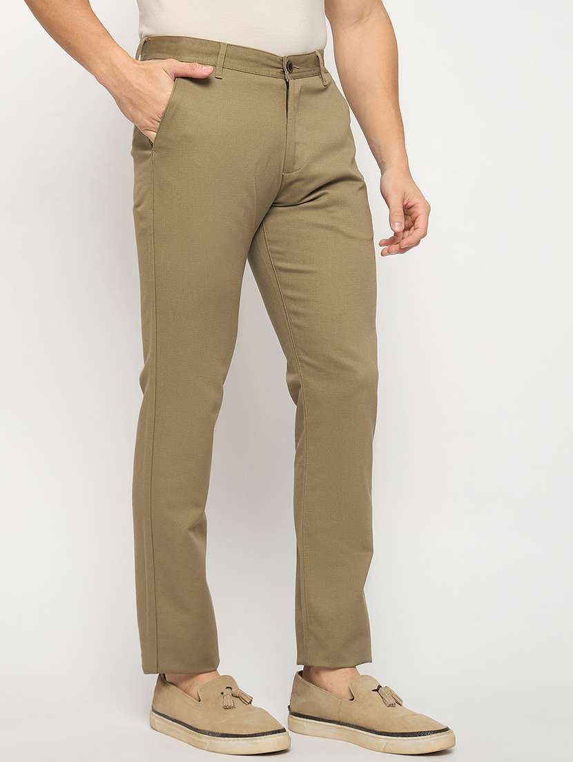 men solid mid rise chinos casual trouser