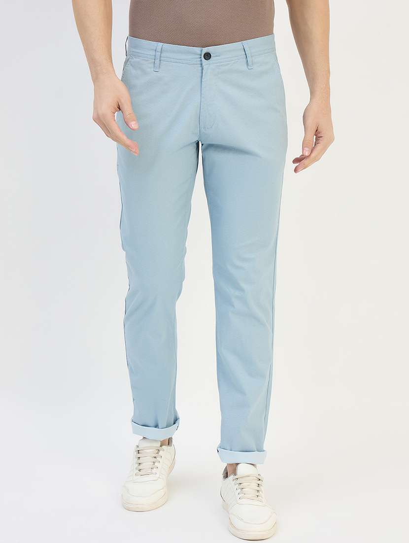 men solid mid rise chinos casual trouser