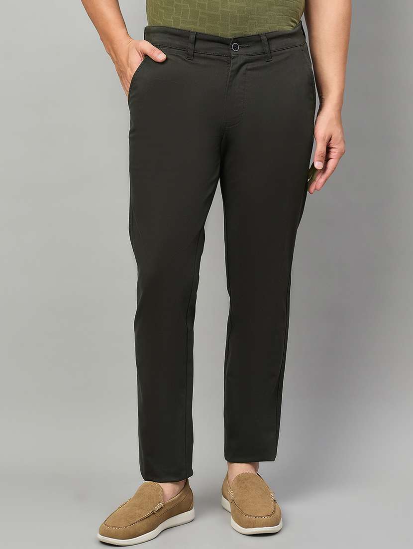 men solid mid rise chinos casual trouser