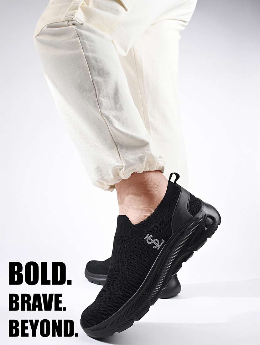 men black slip on casual shoe - 22264975 -  Standard Image - 3