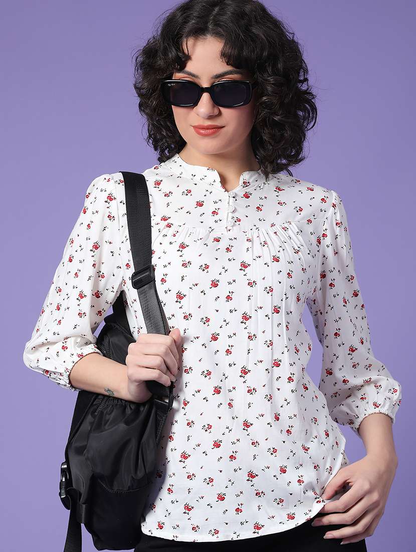 wome floral print three quarter sleeve top