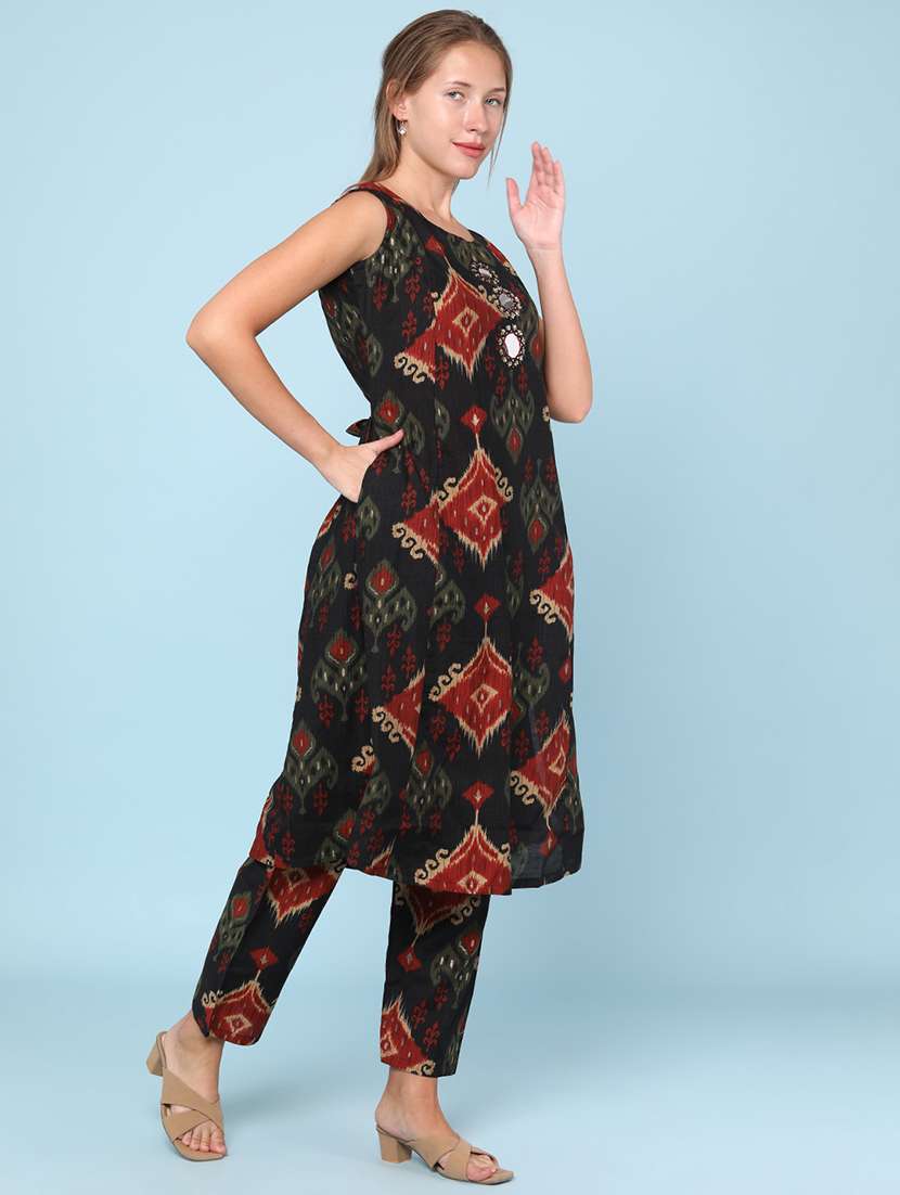 women ikat printed sleeveless ethnic co-ord set