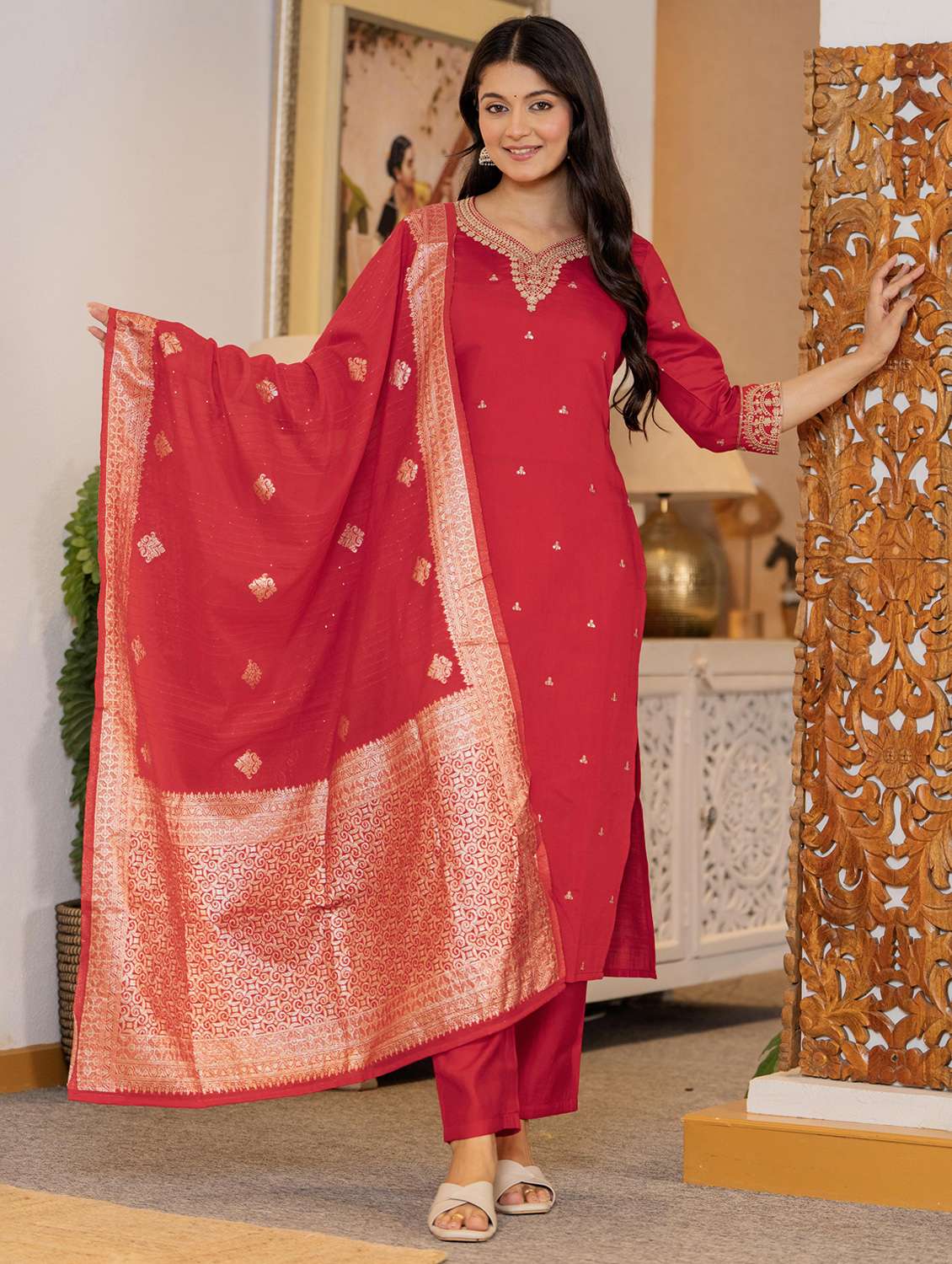 women solid with work three quarter sleeve kurta pant with dupatta set