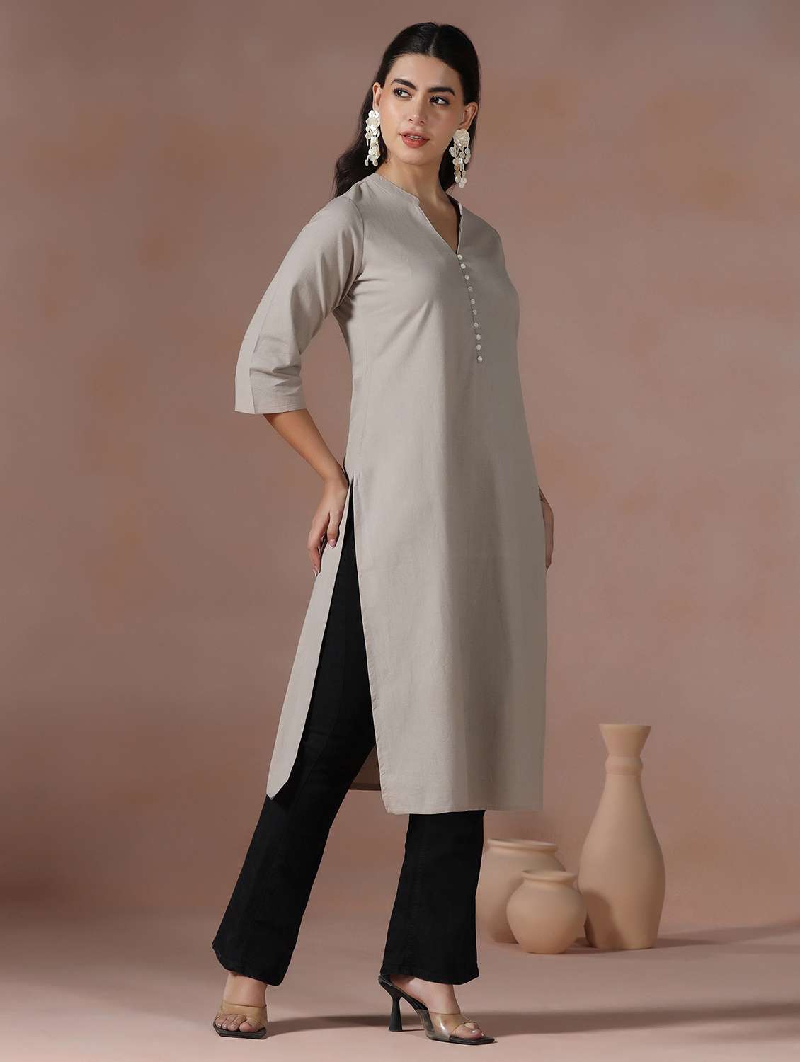 women solid three quarter sleeve straight kurta  - 22267744 -  Standard Image - 3