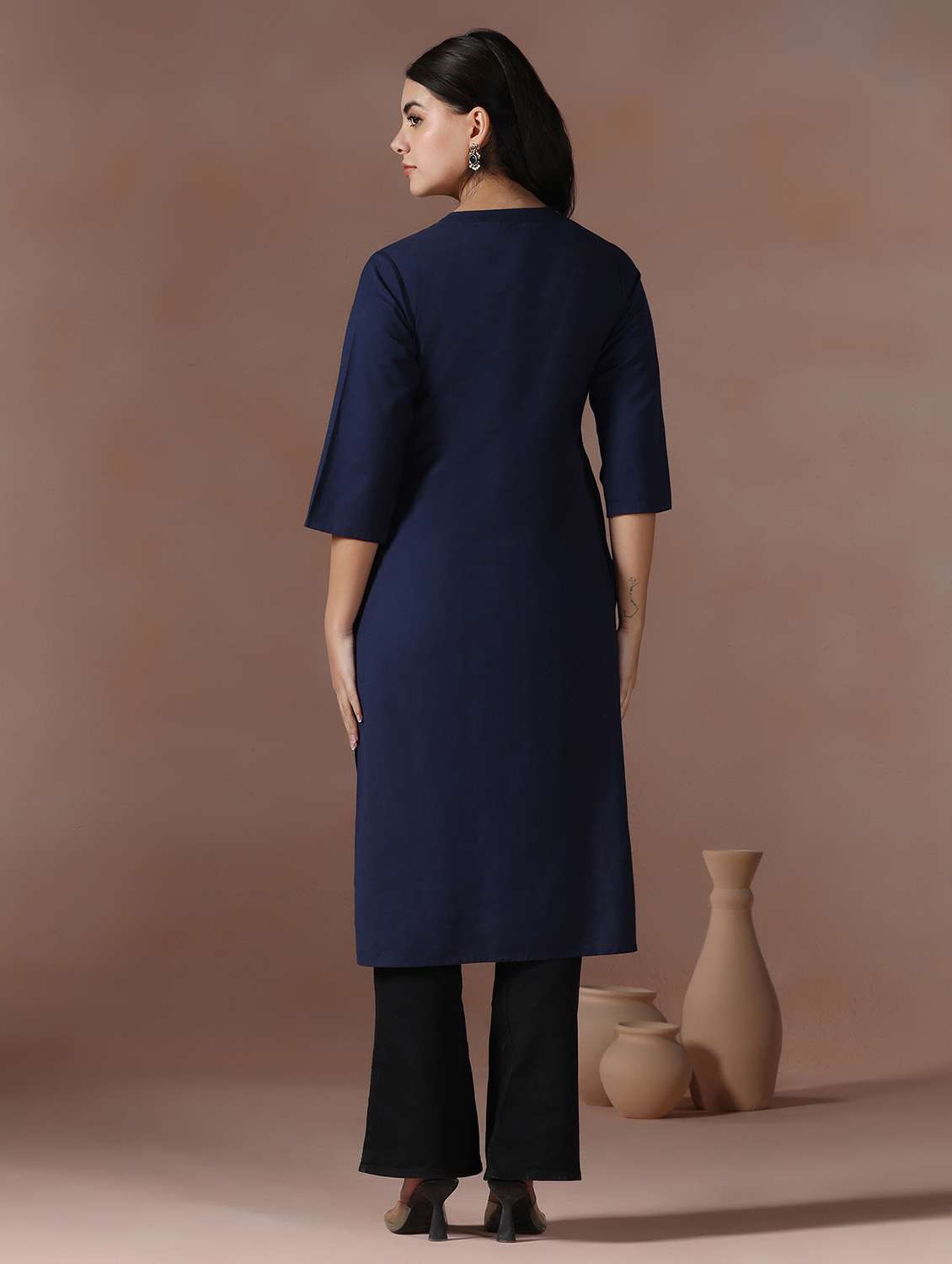 women solid three quarter sleeve straight kurta  - 22267746 -  Standard Image - 3