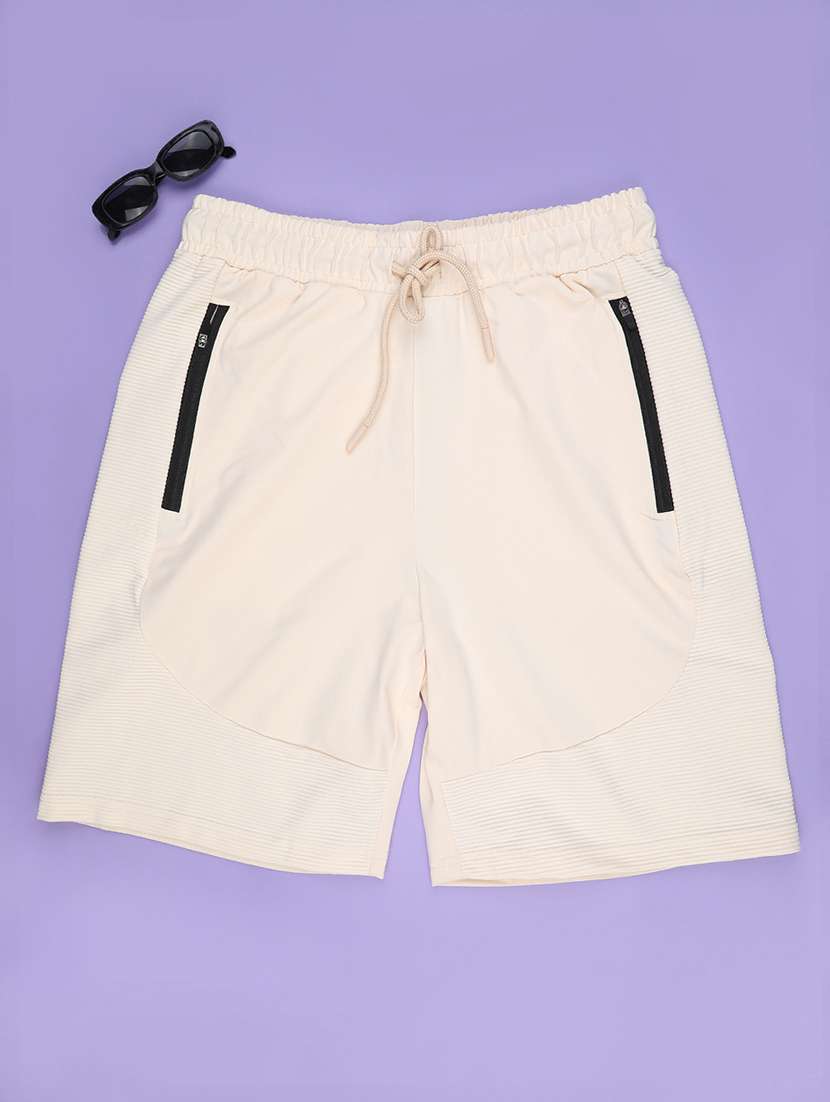 boys solid mid rise shorts