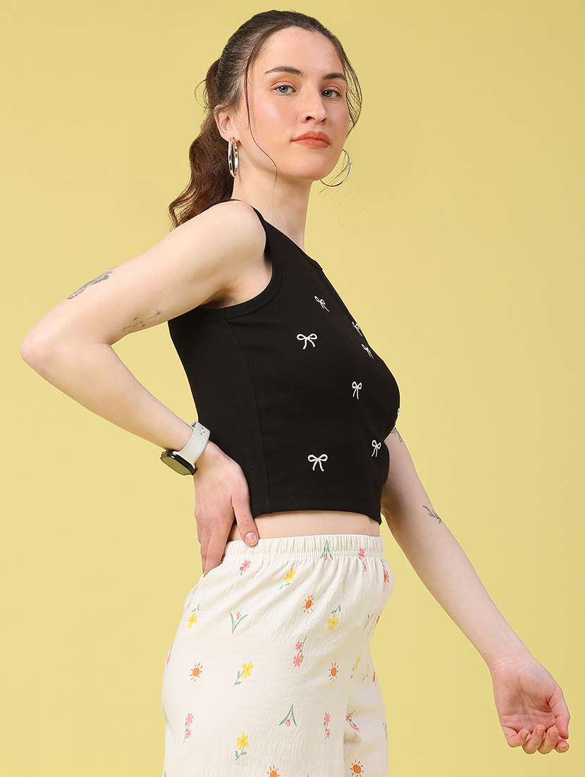 women embroidered sleeveless crop top - 22268521 -  Standard Image - 3