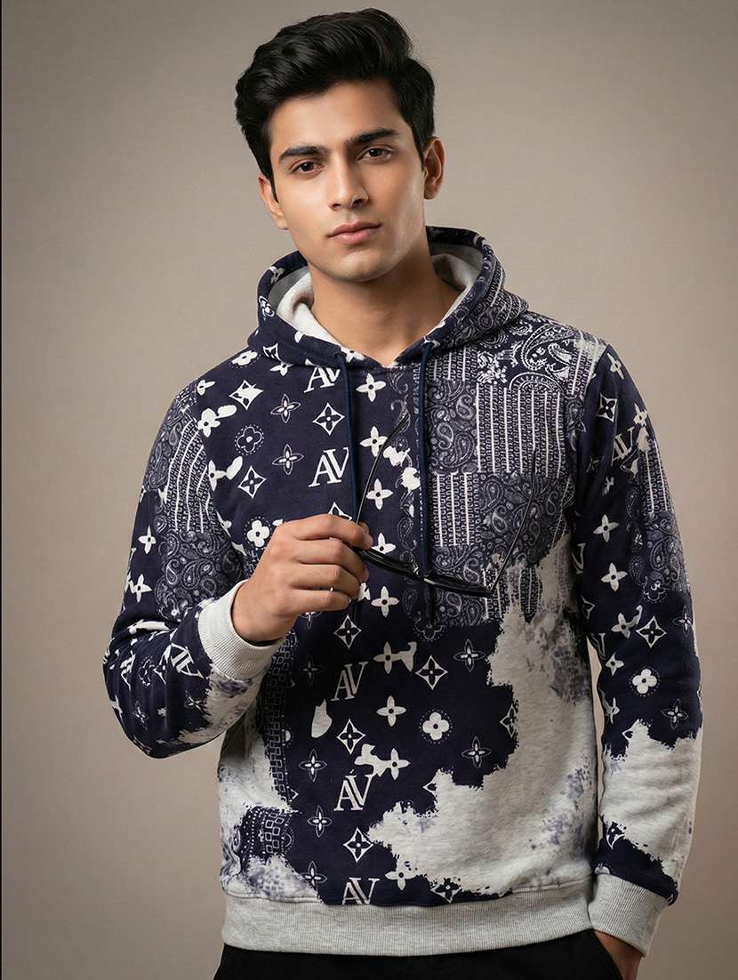men printed long sleeve hooded sweatshirt