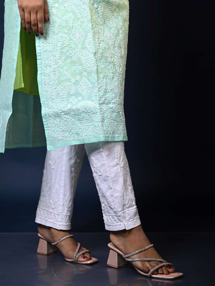 women three quarter sleeve straight chikankari kurta - 22268711 -  Standard Image - 3