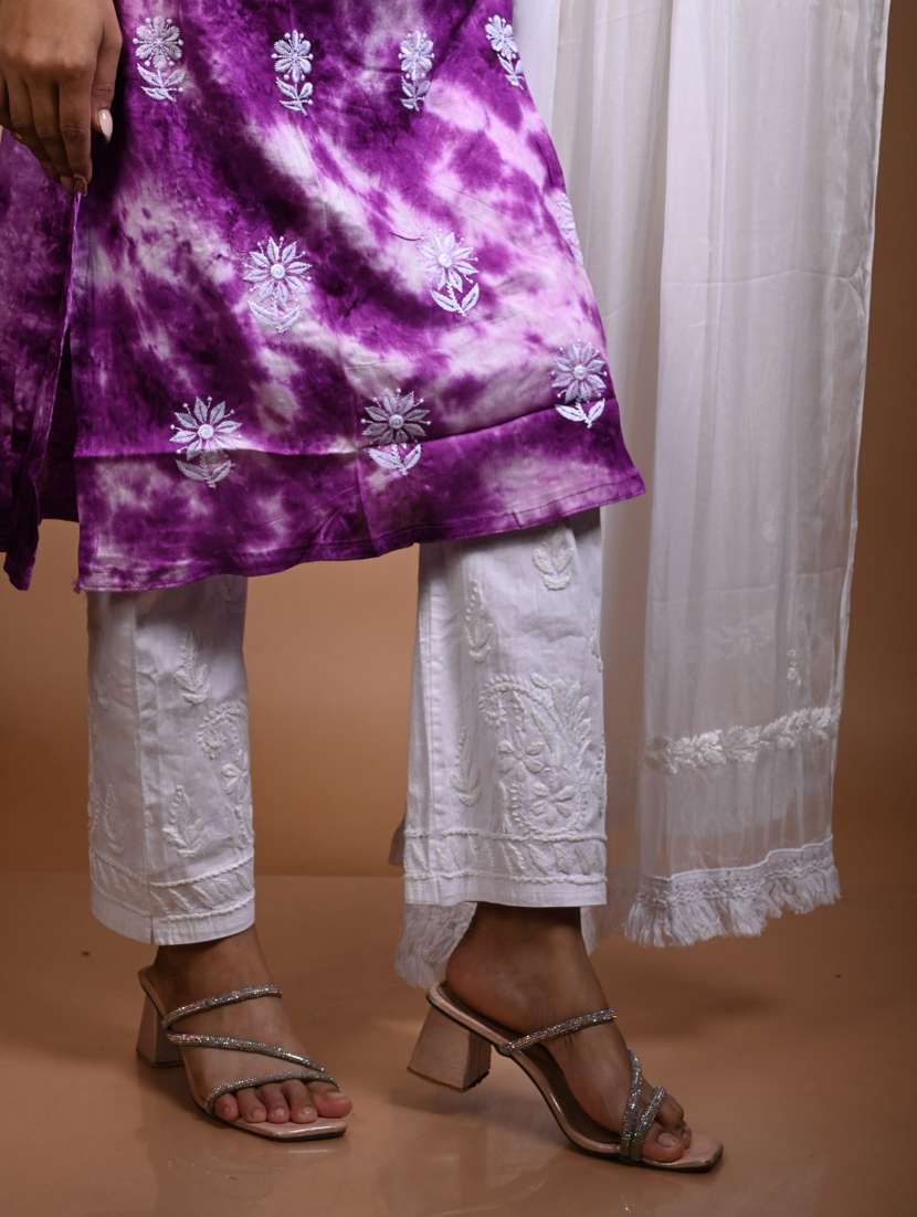 women long sleeve straight chikankari kurta - 22268729 -  Standard Image - 3