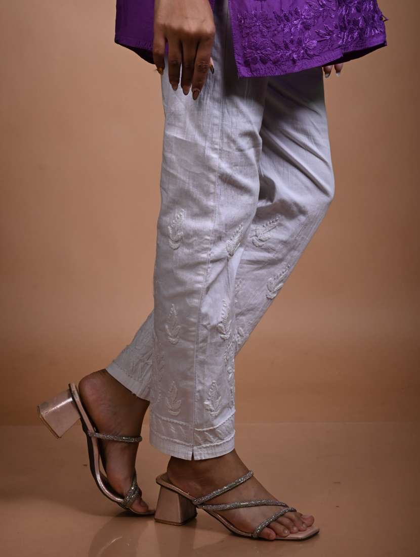 women long sleeve straight chikankari kurti - 22268756 -  Standard Image - 3